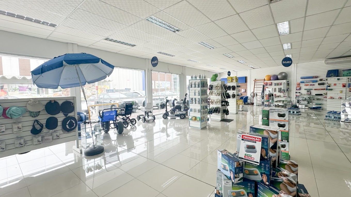 Fachada da Rede Santa Apolnia no Kobrasol, So Jos ? SC